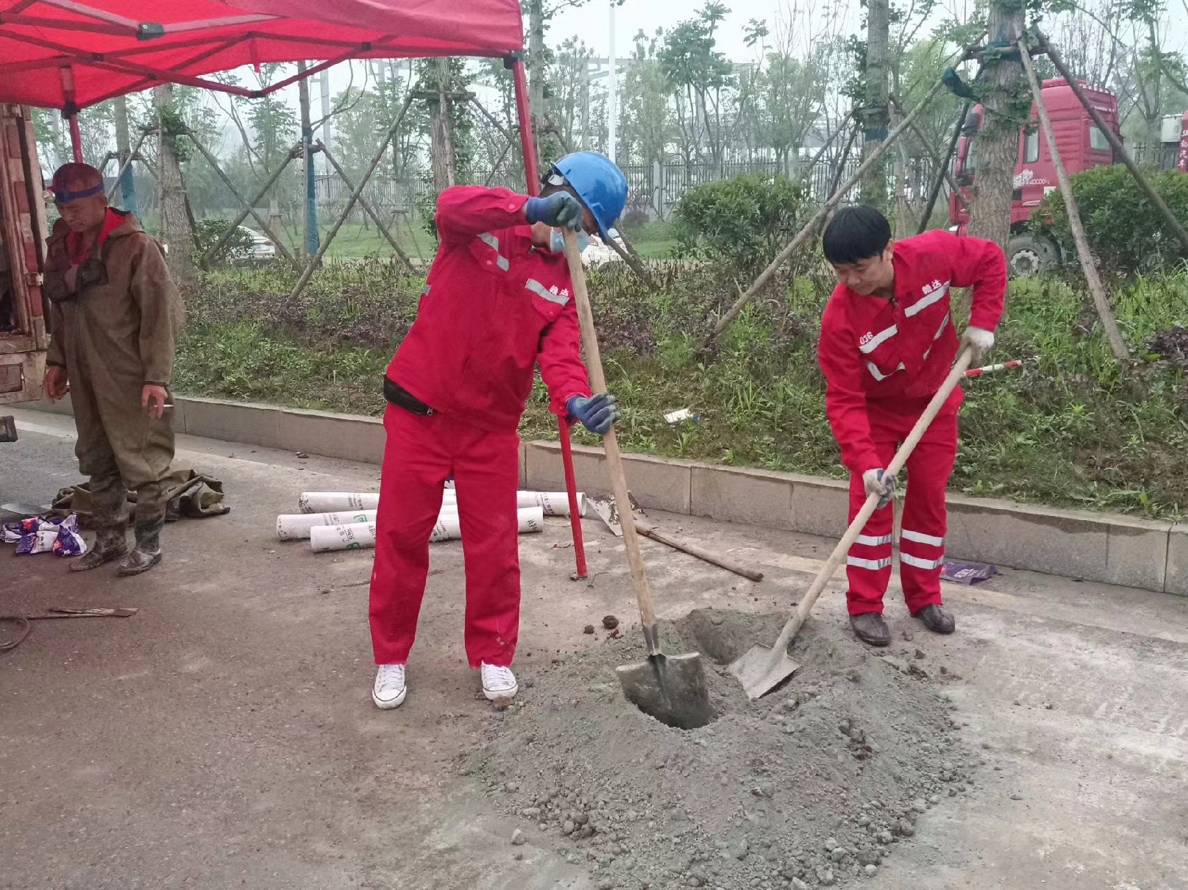 道孚管道疏通哪家好】及时进行市政管道清淤